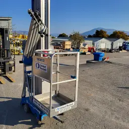 2018 Genie AWP-40SDC Pusharound Lift