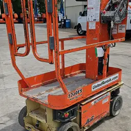 2016 JLG 1230ES Self-Propelled One-Person Lift