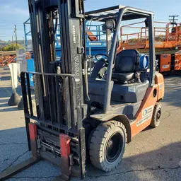 2017 Toyota 8FGU25 Warehouse Forklift