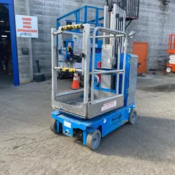 2016 Genie GR-20 Self-Propelled One-Person Lift