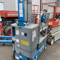 2017 Genie GR-20 Self-Propelled One-Person Lift