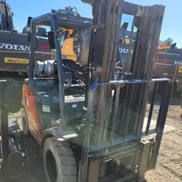 2020 Toyota 8FGU25 Warehouse Forklift