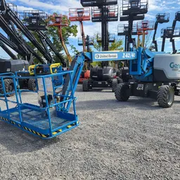 2016 Genie Z-62/40 Articulating Boom Lift