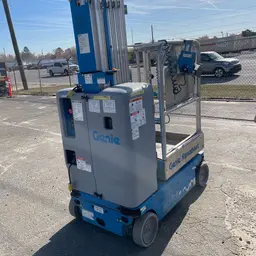 2018 Genie GR-20 Self-Propelled One-Person Lift