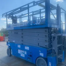 2017 Genie GS-3232 Scissor Lift