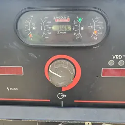 2019 Lincoln Electric VANTAGE 549 Welder