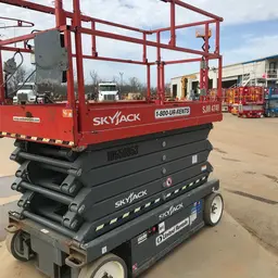 2016 Skyjack SJIII4740 Scissor Lift