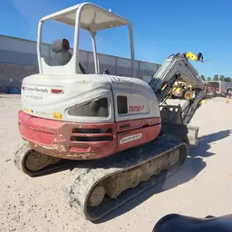 2019 Takeuchi TB250-2 Mini Excavator