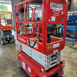 2017 MEC 1330SE Scissor Lift