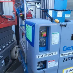 2018 Genie GR-20 Self-Propelled One-Person Lift
