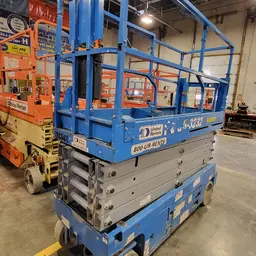 2017 Genie GS-3232 Scissor Lift