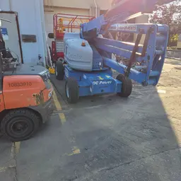 2014 Genie Z-45/25J DC Articulating Boom Lift