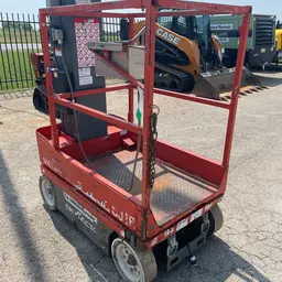 2017 Skyjack SJ16 Self-Propelled One-Person Lift