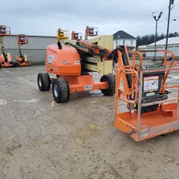2015 JLG 450AJ Articulating Boom Lift