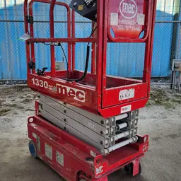 2018 MEC 1330SE Scissor Lift