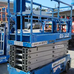 2017 Genie GS-3232 Scissor Lift
