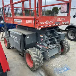 2018 Skyjack SJ6832RT Rough Terrain Scissor Lift