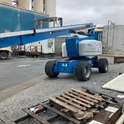 2016 Genie Z-80/60J Articulating Boom Lift