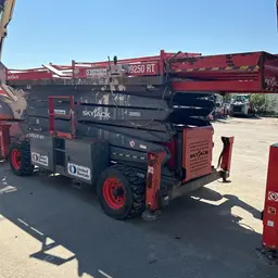 2015 Skyjack SJ9250RT Rough Terrain Scissor Lift
