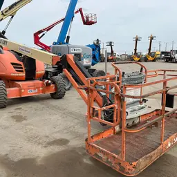 2014 JLG 600AJ Articulating Boom Lift