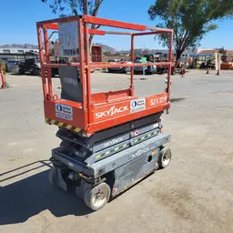2015 Skyjack SJIII3219 Scissor Lift