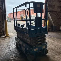 2016 Genie GS-1930 Scissor Lift