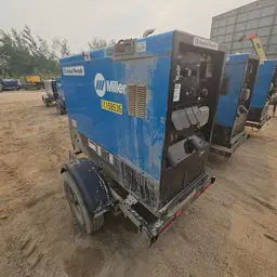 2021 Miller Welders Big Blue 500 Welder