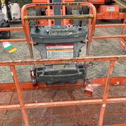 2016 JLG 800AJ Articulating Boom Lift