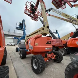 2015 JLG 450AJ Articulating Boom Lift