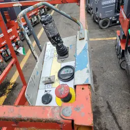2018 Skyjack SJ16 Self-Propelled One-Person Lift