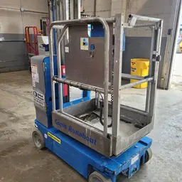 2017 Genie GR-20 Self-Propelled One-Person Lift