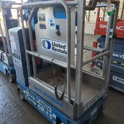 2016 Genie GR-15 Self-Propelled One-Person Lift