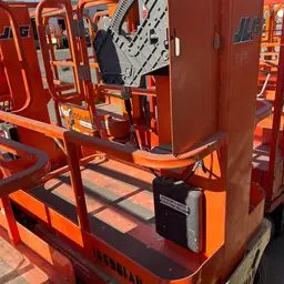 2016 JLG 1230ES Self-Propelled One-Person Lift