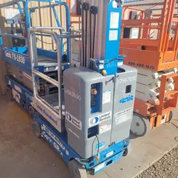2017 Genie GR-20 Self-Propelled One-Person Lift