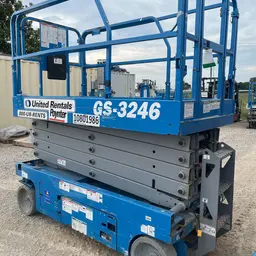 2018 Genie GS-3246 Scissor Lift