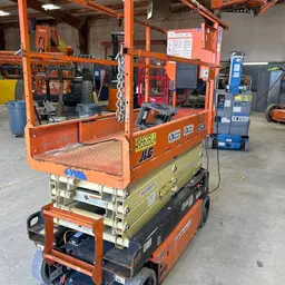 2017 JLG 1932R Scissor Lift