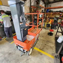 2017 Skyjack SJ12 Self-Propelled One-Person Lift