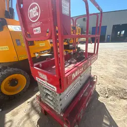 2018 MEC MICRO 19 Scissor Lift