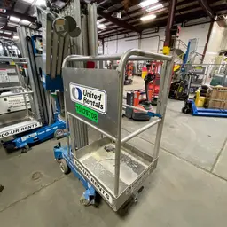 2018 Genie AWP-30SDC Pusharound Lift