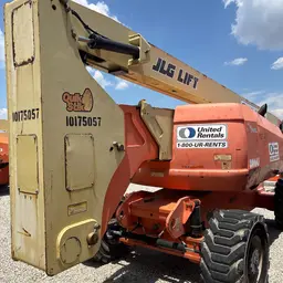 2013 JLG 800AJ Articulating Boom Lift