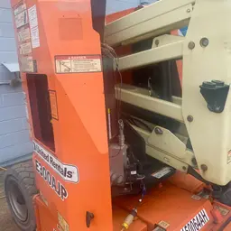 2015 JLG E300AJP Articulating Boom Lift
