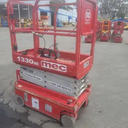 2017 MEC 1330SE Scissor Lift