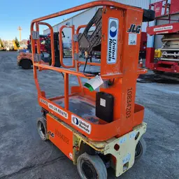 2018 JLG 1230ES Self-Propelled One-Person Lift