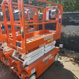 2018 Snorkel S3219E Scissor Lift