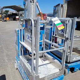 2017 Genie GR-20 Self-Propelled One-Person Lift