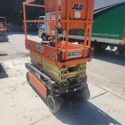 2018 JLG 1932R Scissor Lift