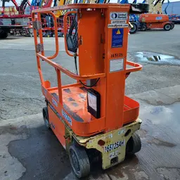 2016 JLG 1230ES Self-Propelled One-Person Lift