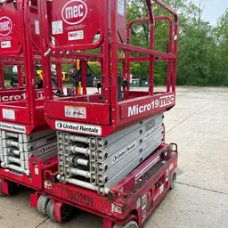 2018 MEC MICRO 19 Scissor Lift