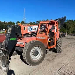 2016 SKYTRAK 8042 Forklift
