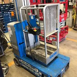 2015 Genie GR-20 Self-Propelled One-Person Lift